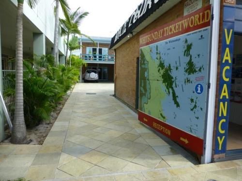 Aparthotel Airlie Court Units Airlie Beach Exterior foto